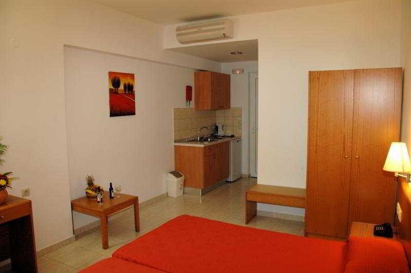 Lindos Nest Aparthotel Pefki  Ngoại thất bức ảnh